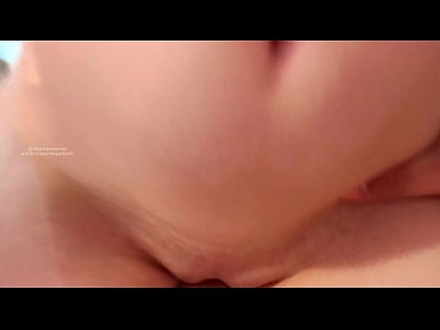 ❤️ Saré di kamar adina sarta éta kumaha kuring hudang ❤️❌ video porno di urang ️❤