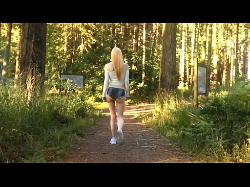 ❤️ awéwé geulis gerak lalaunan, teu buligir video ❤️❌ video porno di urang ️❤